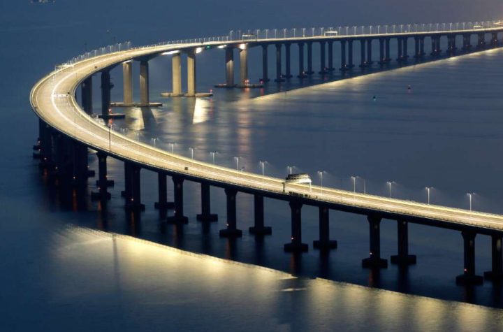 Video: Längste Seebrücke der Welt wird in China eröffnet - Nachrichten | Khaleej Times